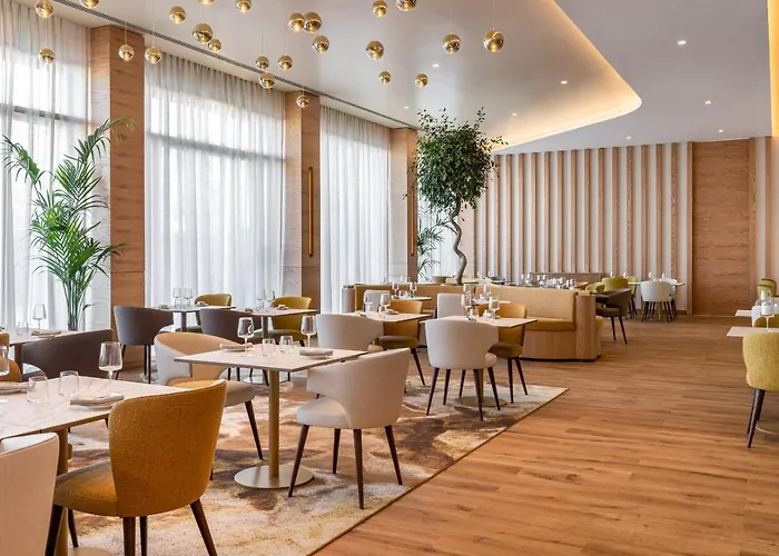 Hyatt Regency Ξενοδοχείο 5*