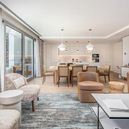 Szálloda Hyatt Regency 5*