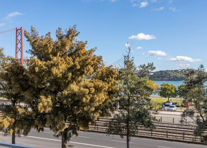 Hyatt Regency ホテル 5*