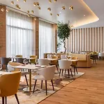 Hyatt Regency Hotel 5*