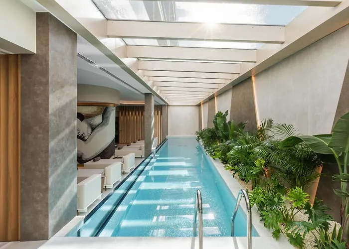 Hyatt Regency Hotel 5*