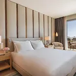 Hyatt Regency Ξενοδοχείο 5*